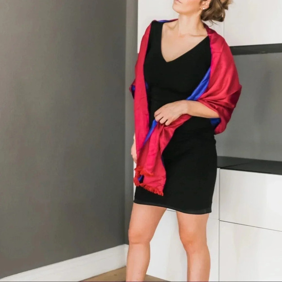 Wrap scarf - Picture 9 of 11